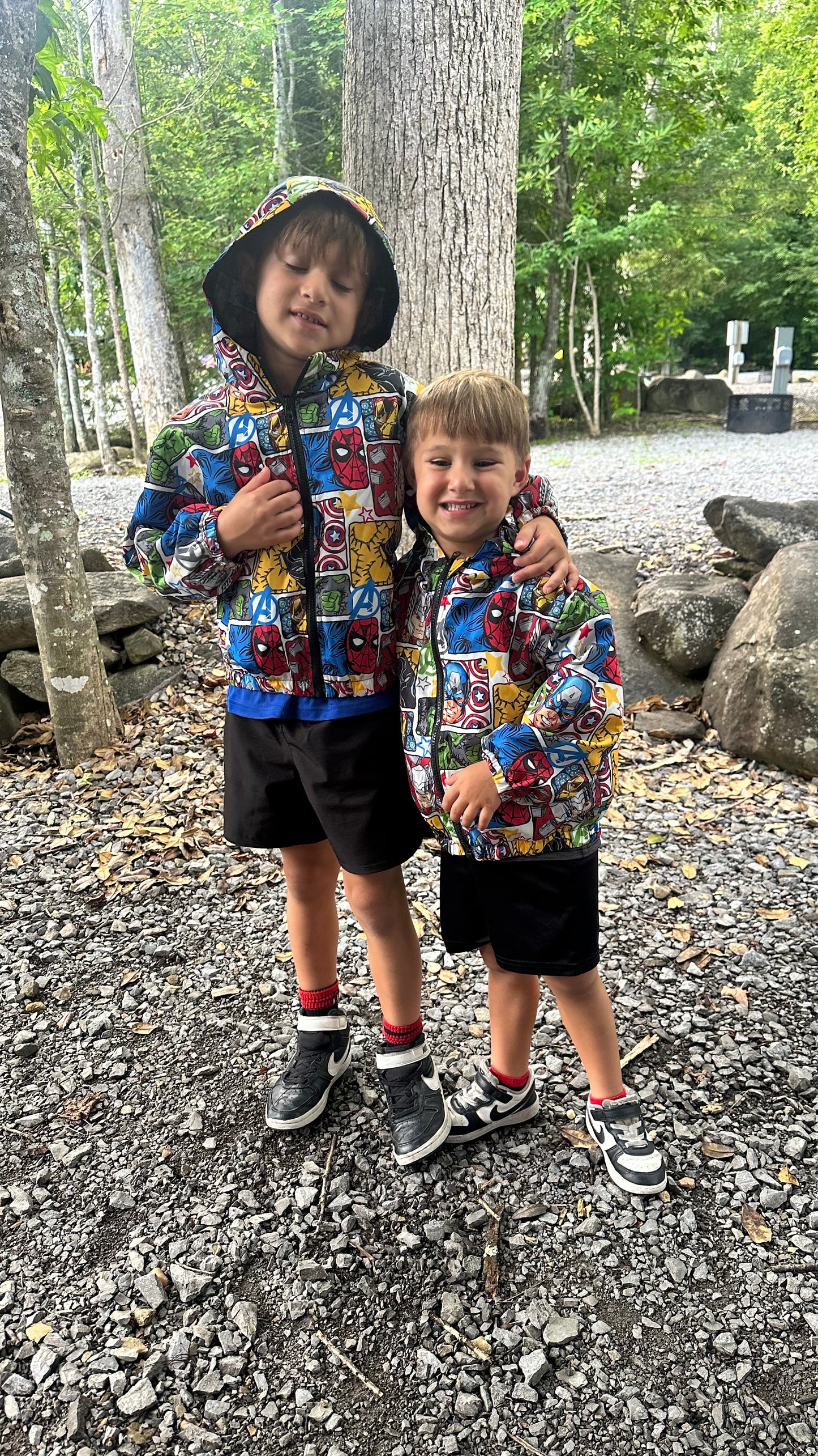 Avengers - Windbreaker / Rain Jacket