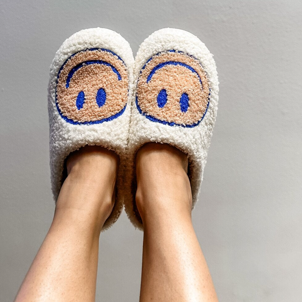 SMILEY SLIPPERS