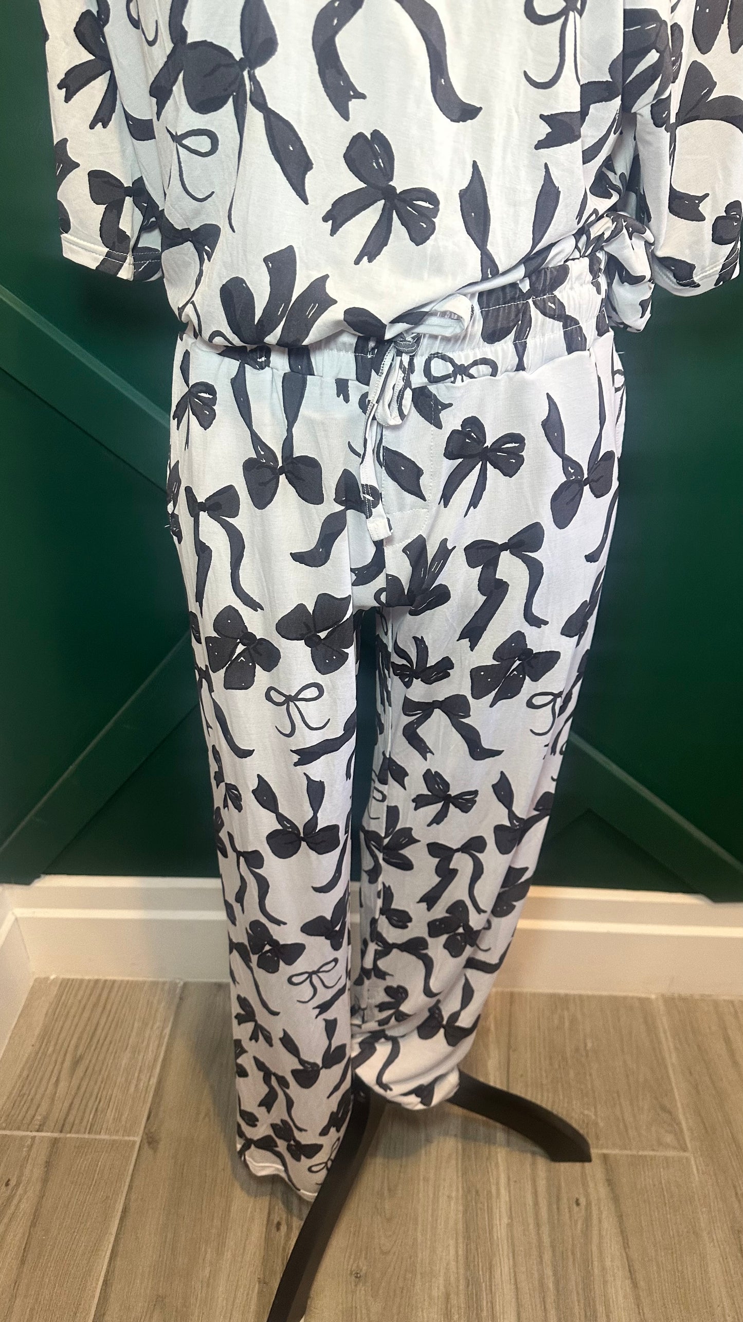 Demure Bows - Adult 2Piece PANTS Set