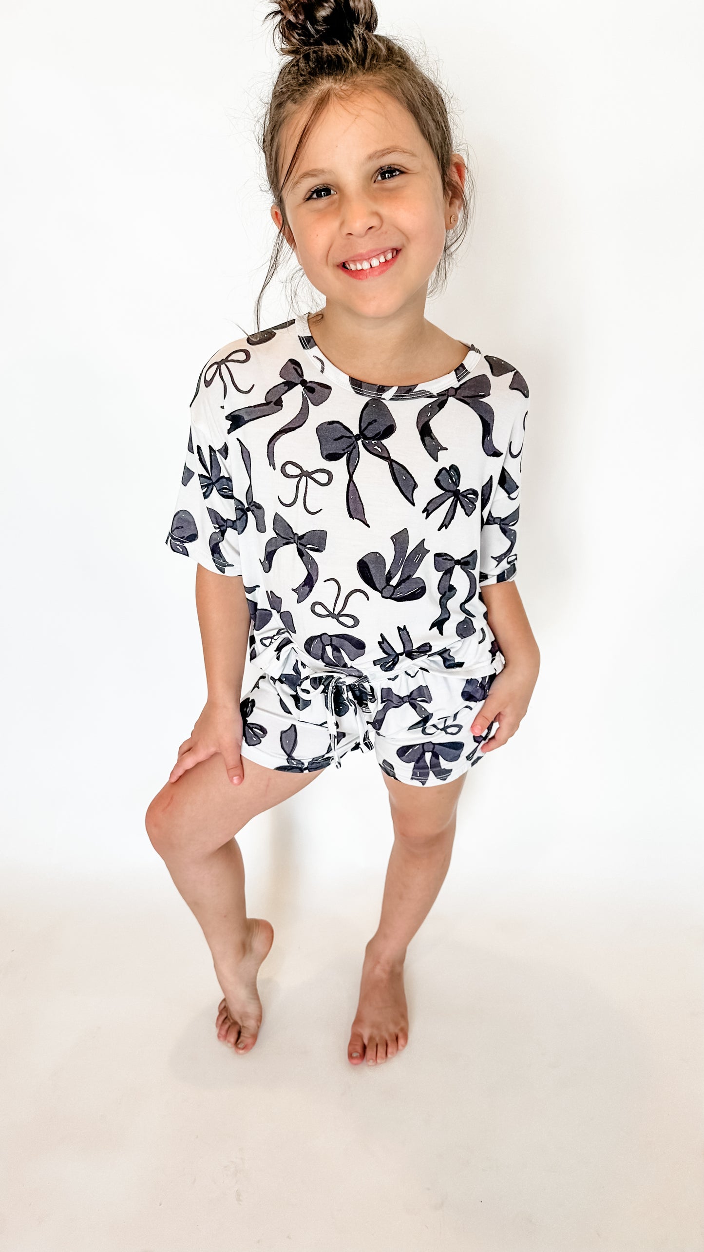 Demure Bows - Kids 2Piece SHORTS Set
