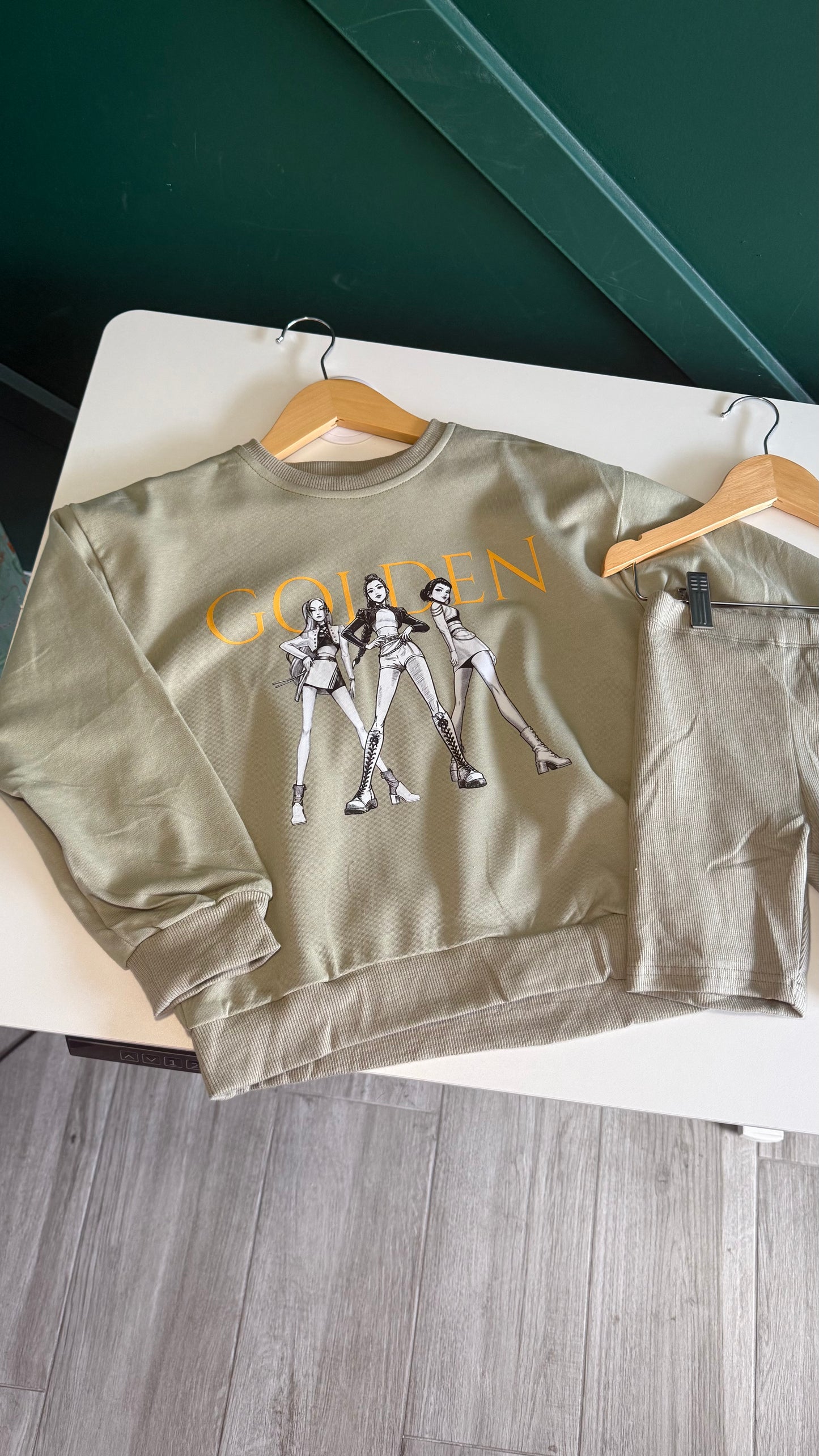 GOLDEN - Sweater + Biker Short Set