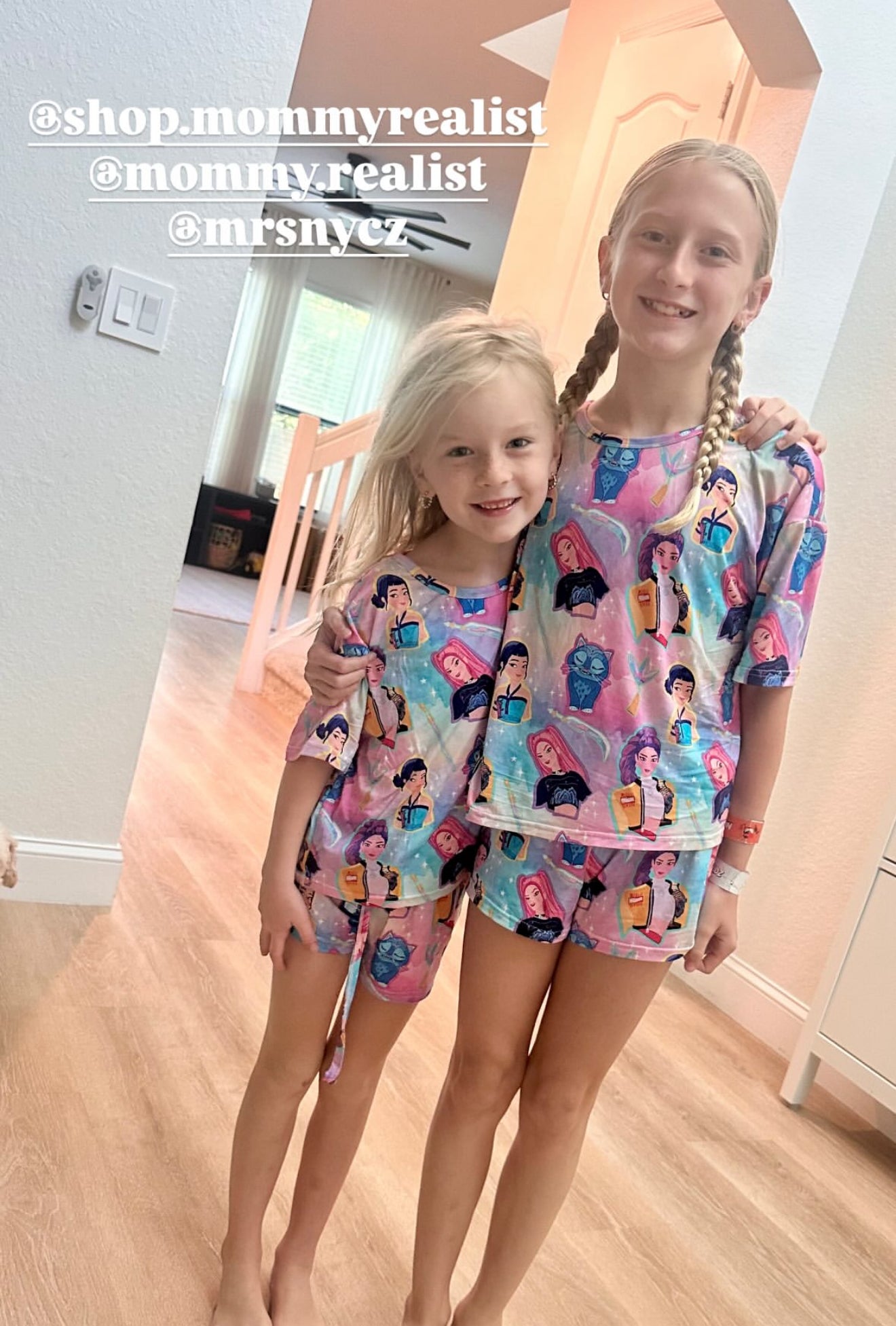 NEON K POP - KID'S SHORTS SET