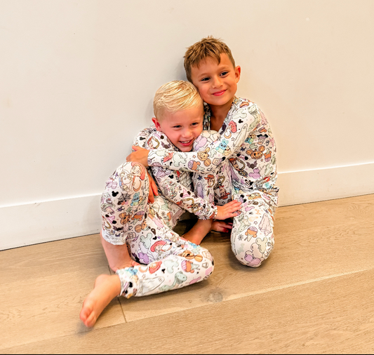 *** PRE-ORDER *** SPOOKY TOY STORY- WHITE JOGGER SET