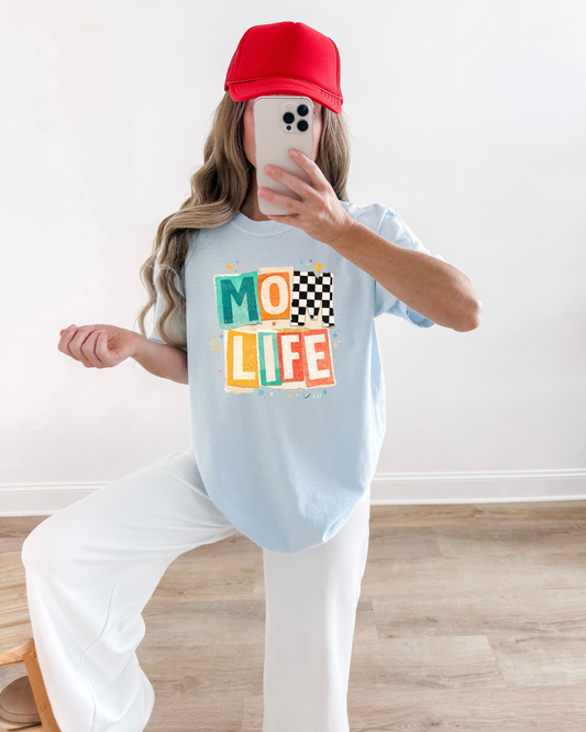 MOM LIFE- Chambray Tee